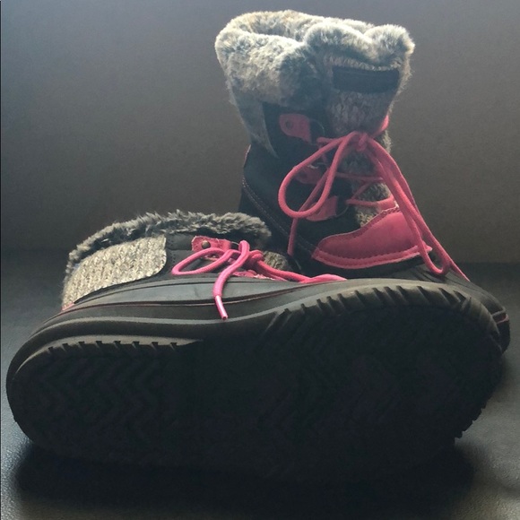 London Fog Pink Boots. Girls size 4. Gently Used. - Picture 3 of 5